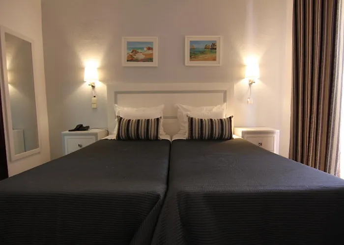 Solar De Mos 3* Lagos